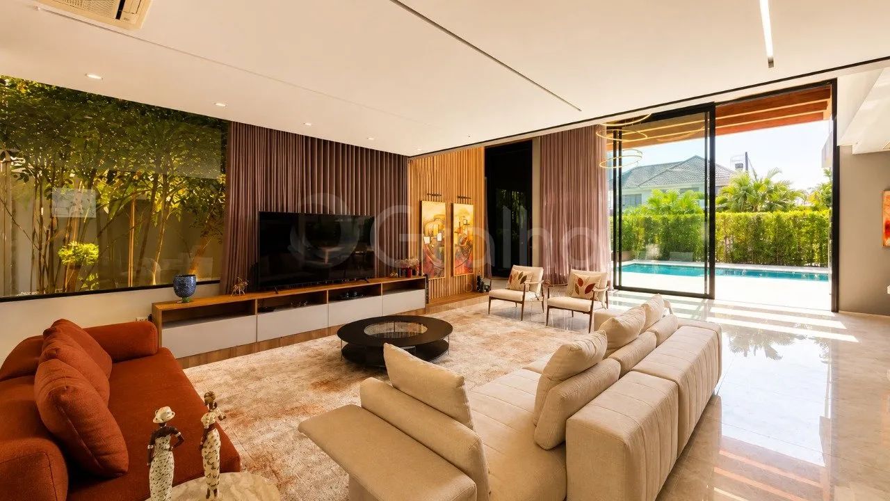 Mansão de 744m² em Jurerê Internacional