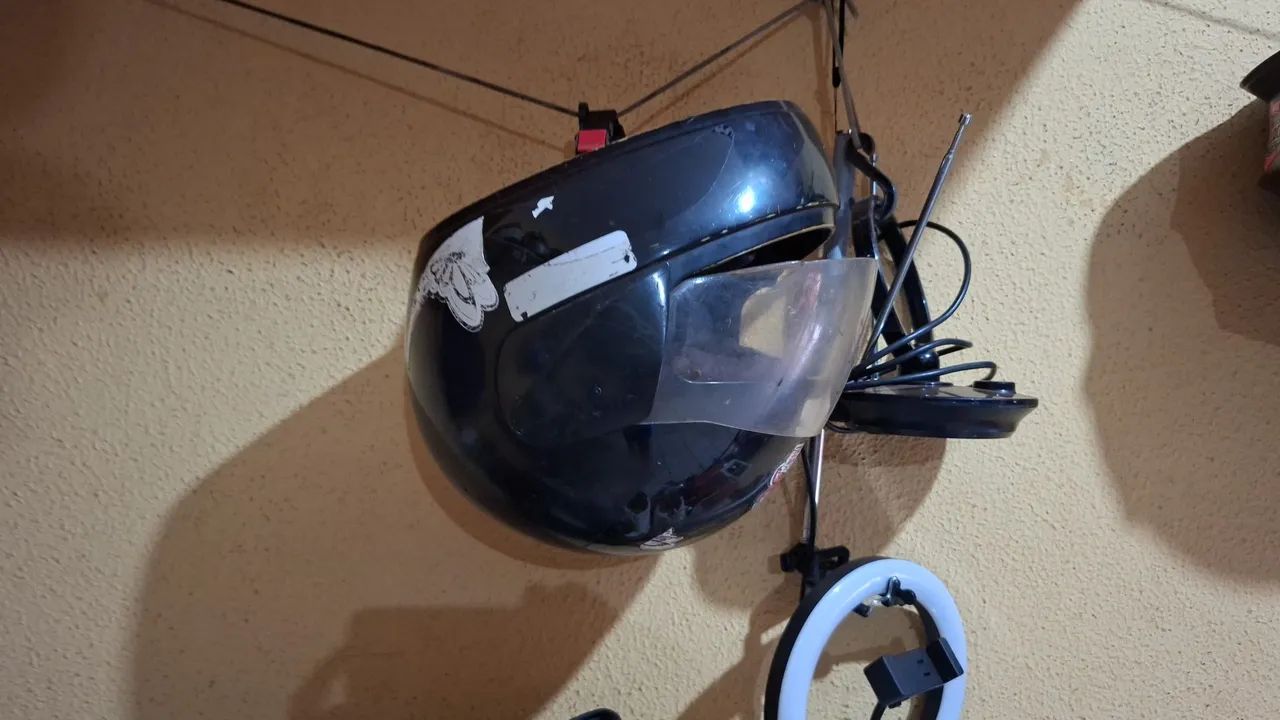 Vendo vários capacetes  - Foto 2