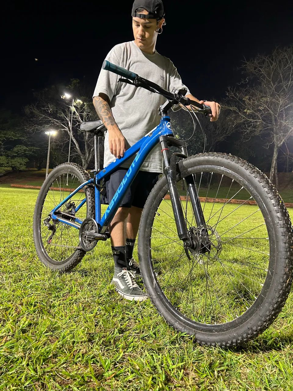 Bicicleta Absolute Nero 4 com freios MT200 e banco DDK original - Foto 3