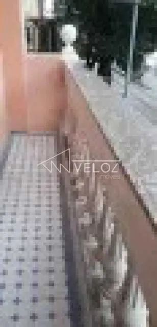 Apartamento : / Residencial / Centro