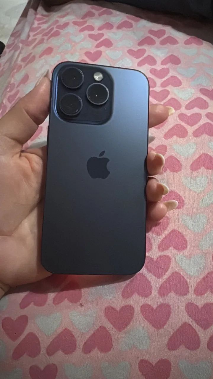 Vendo esse iPhone 15 128 g - Foto 2
