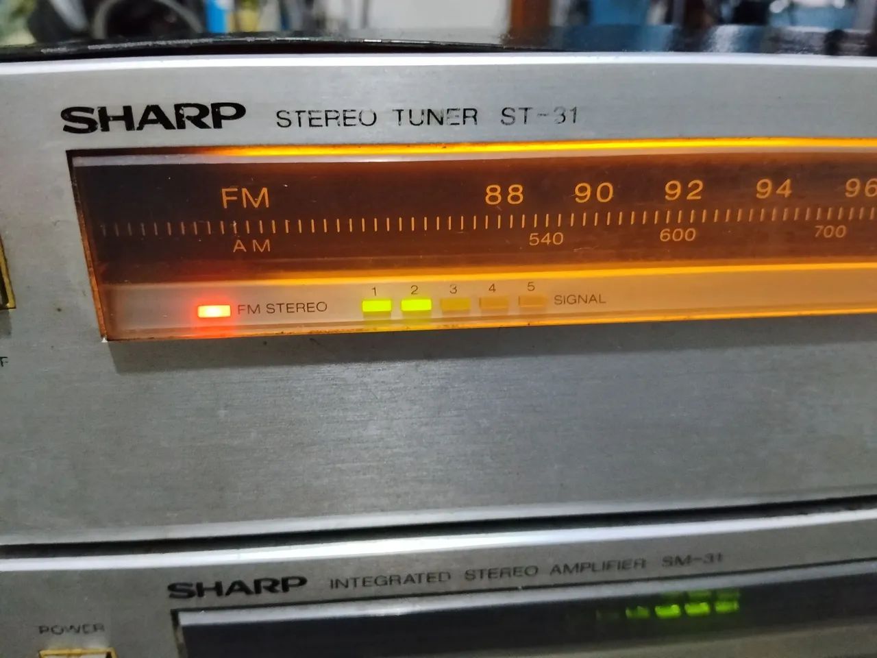 Amplificador e tuner integrado Sharp SM 31 - Foto 4