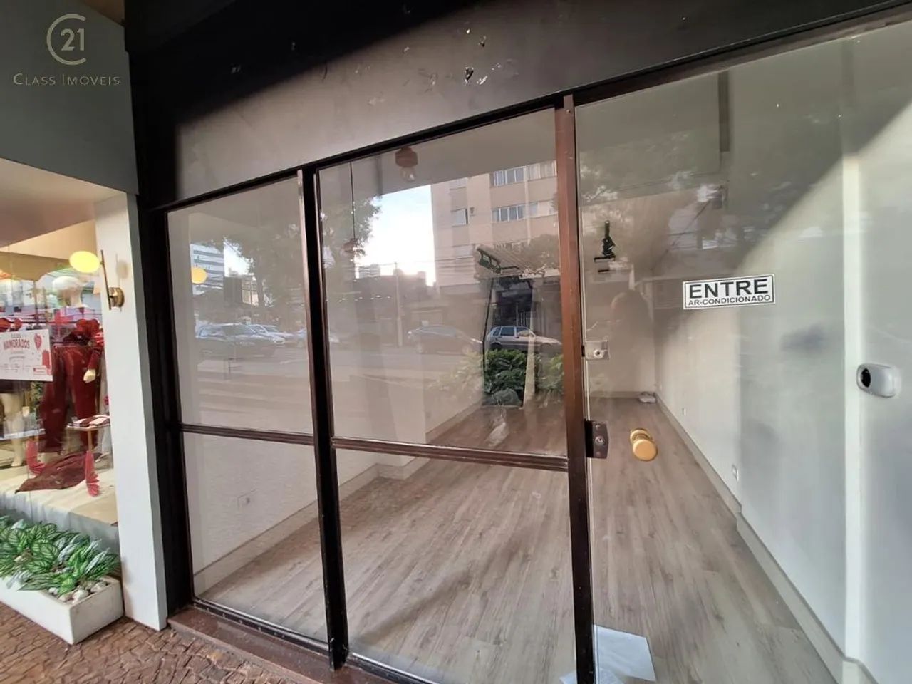 Sala para alugar em Londrina, Centro, com 34 m² - Foto 3