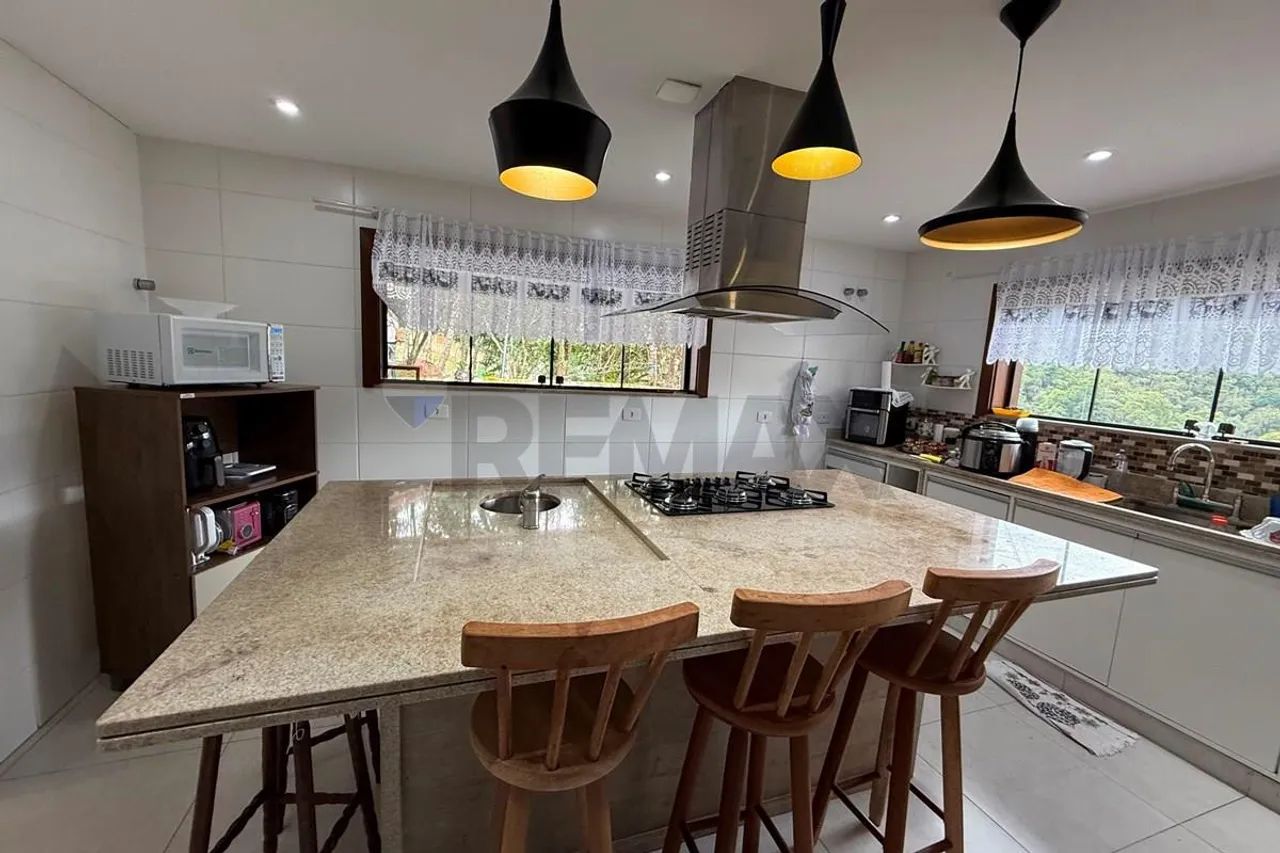Casa em Condomínio próximo ao centro de Petrópolis - Foto 4