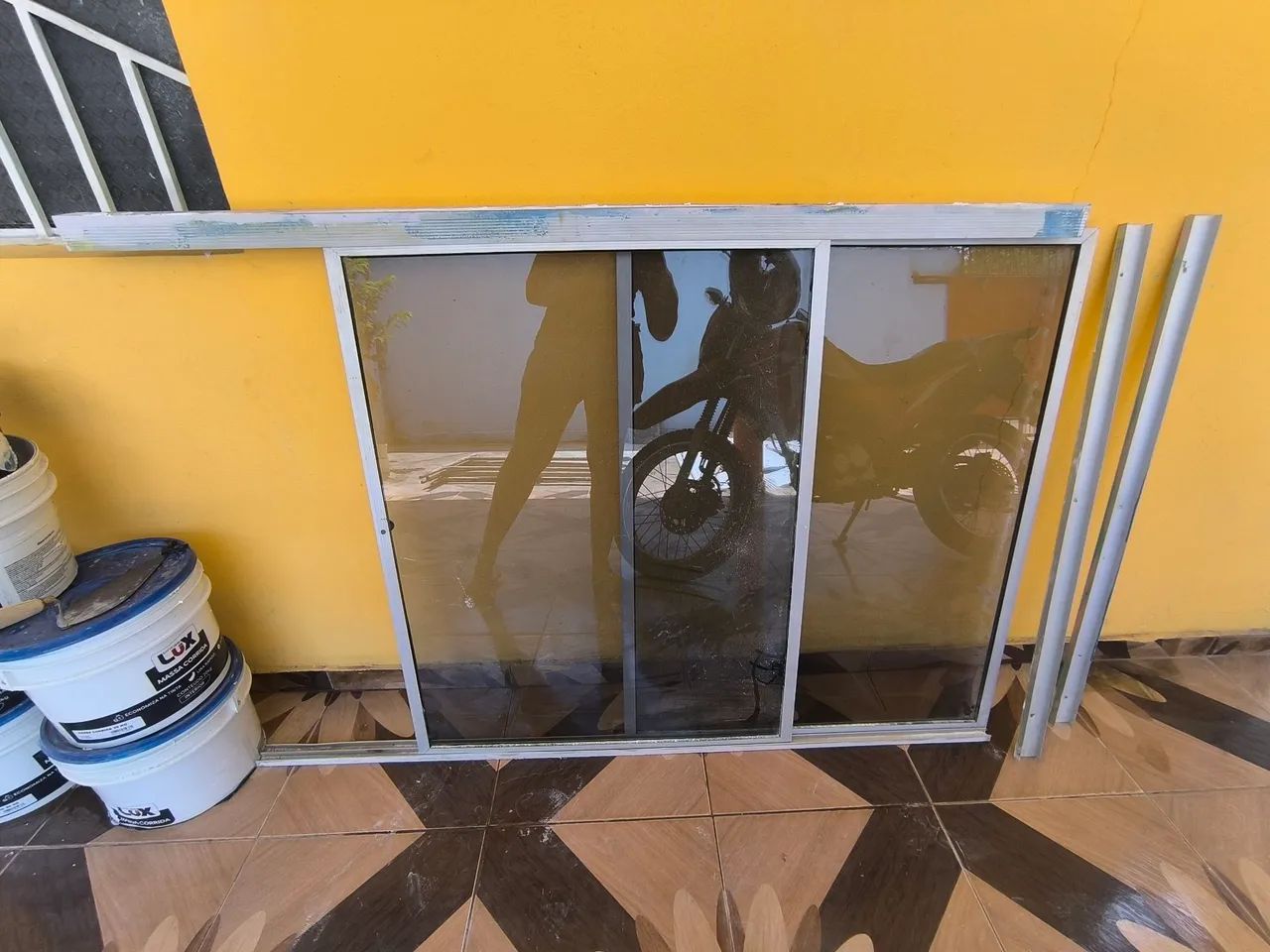 Vende se janela de alumínio 
