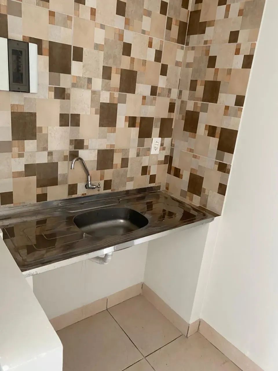 SALA COMERCIAL TÉRREA, REFORMADA, REGIAL MIGUEL SUTIL, GEN MELLO, C/ COPA, VITRINE, PORCEL - Foto 4