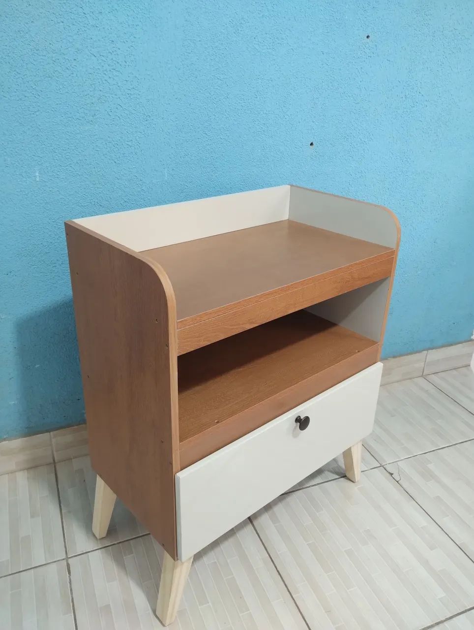 Criado / mesa auxiliar de cabeceira USADO bem conservado  - Foto 5