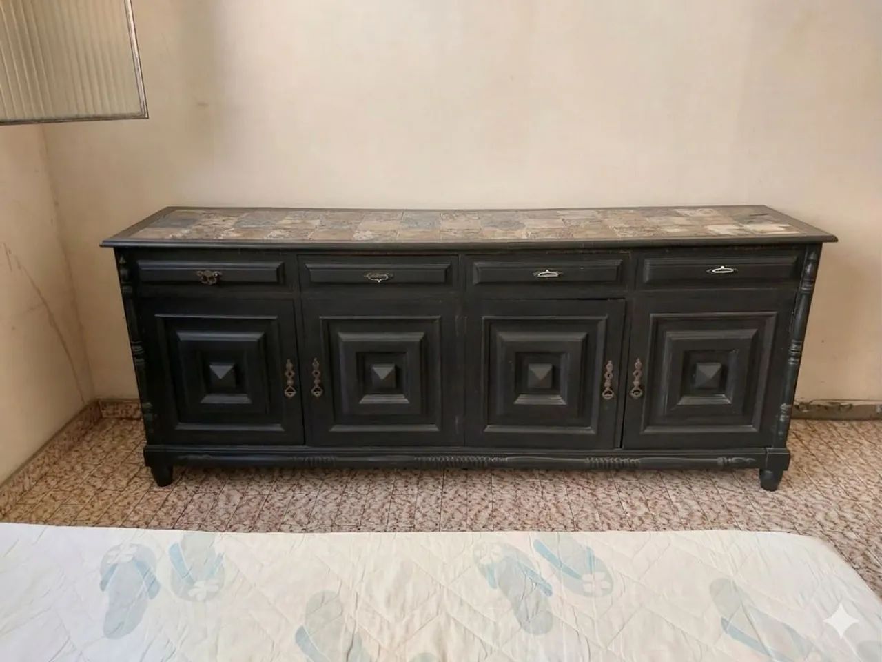 Vendo buffet/Aparador clássico em madeira