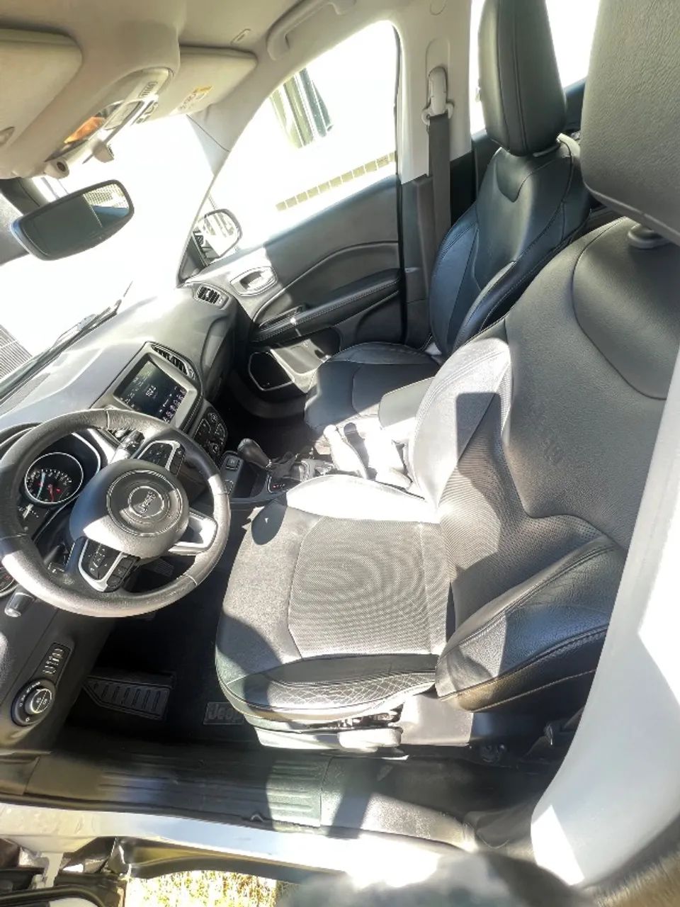 Jeep Compass Longitude 2.0 4X2 Flex 16V Aut. 2018 - Foto 4