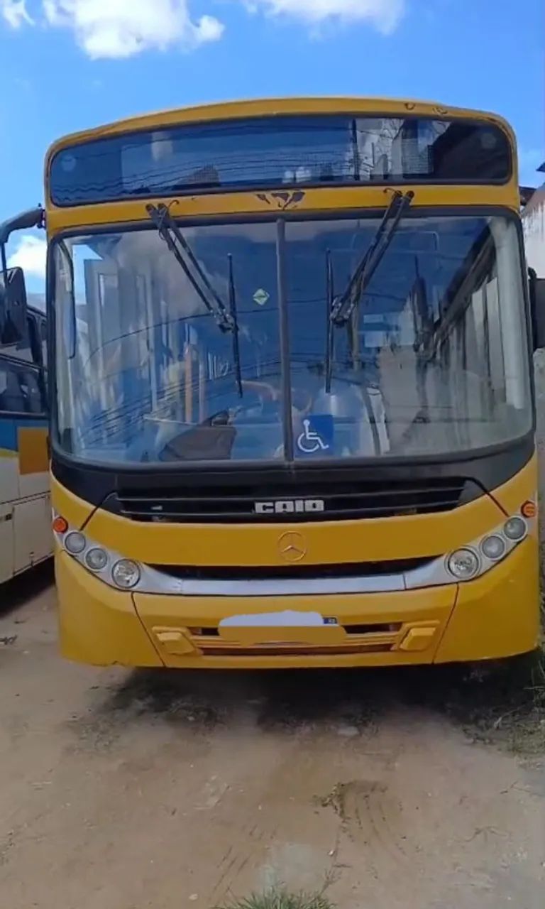 Ônibus escolar Mercedes-Benz, 45 lugares s