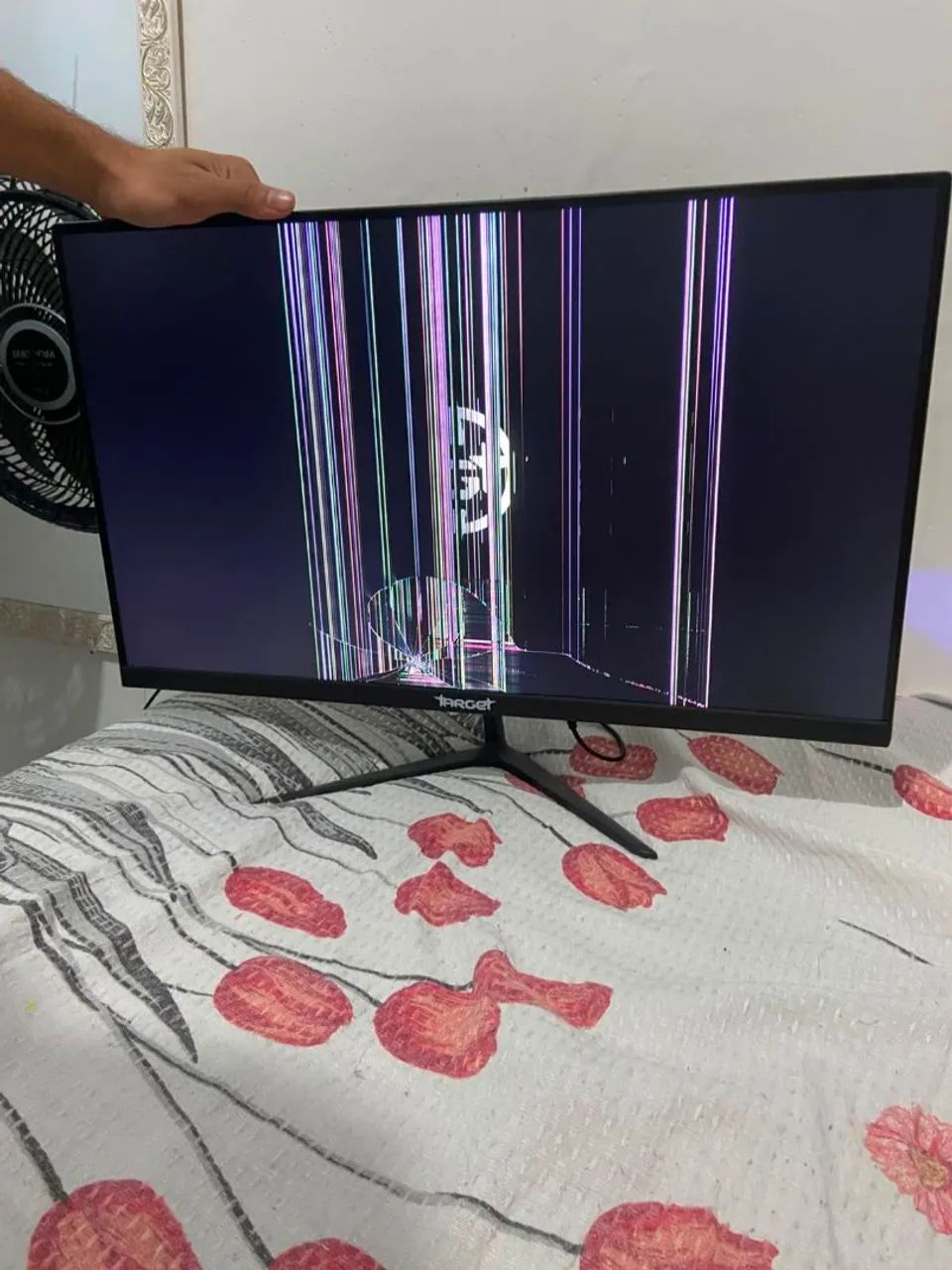 Monitor target quebrado