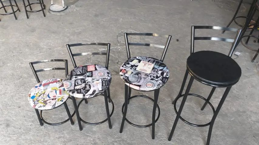Banquetas Diversas.