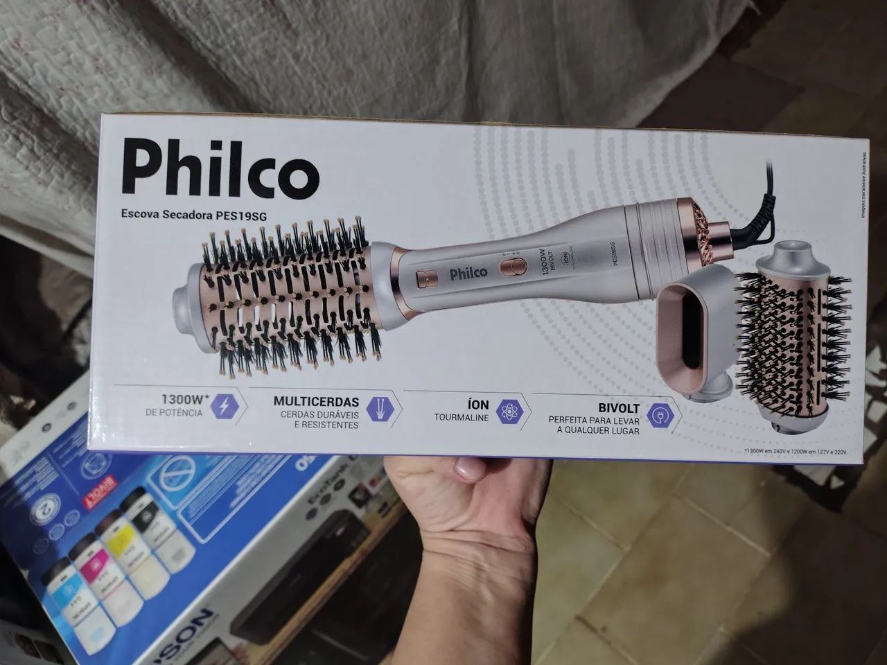 Escova secadora Philco nova.