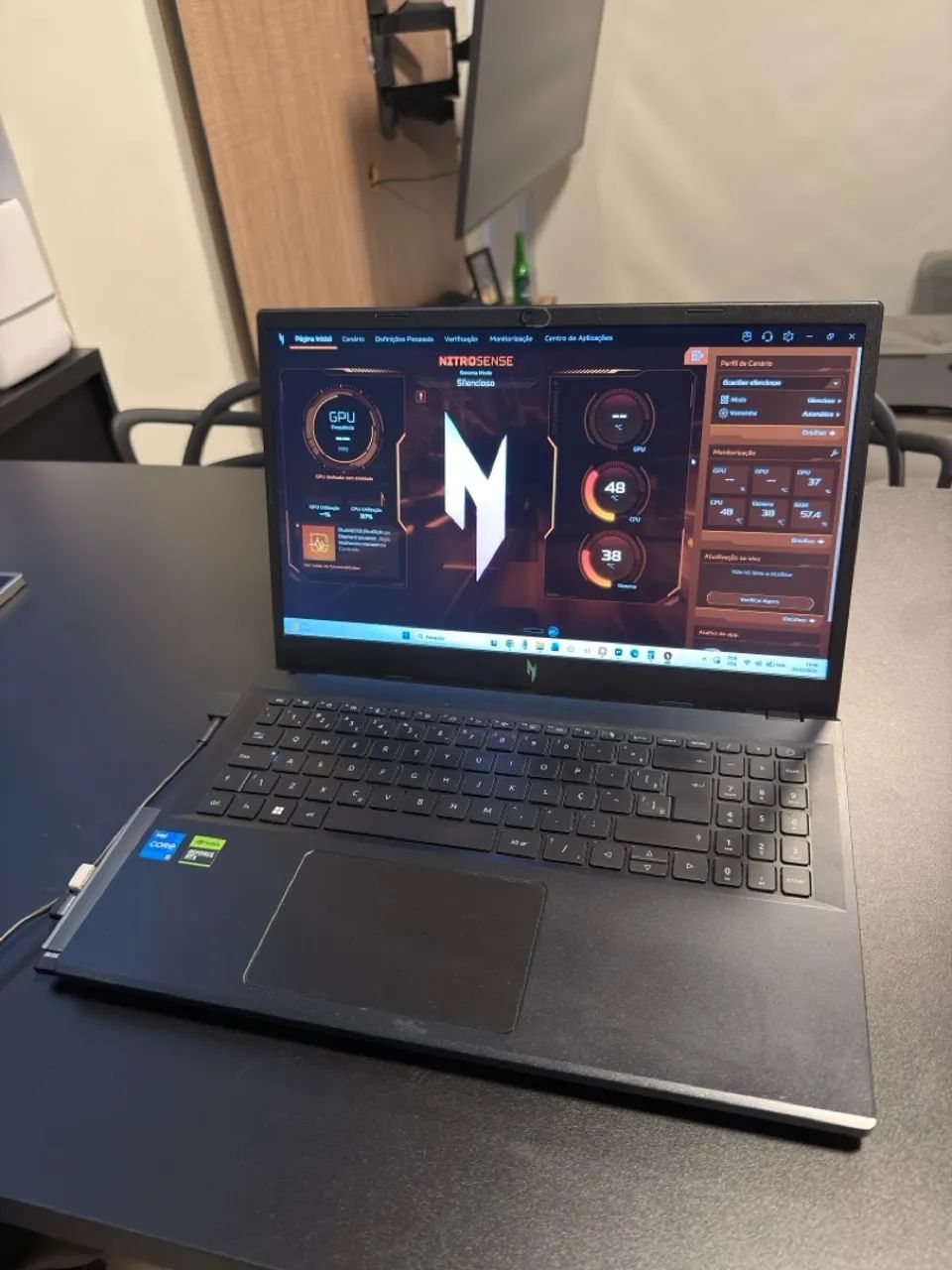 Notebook Acer Nitro V15 - Foto 2