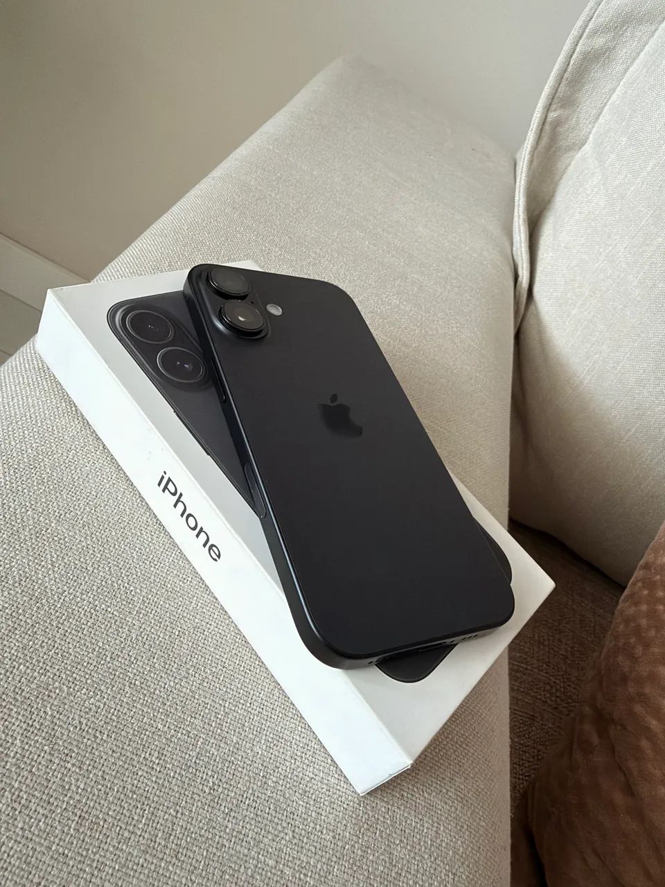 iPhone 16 - 128 GB
