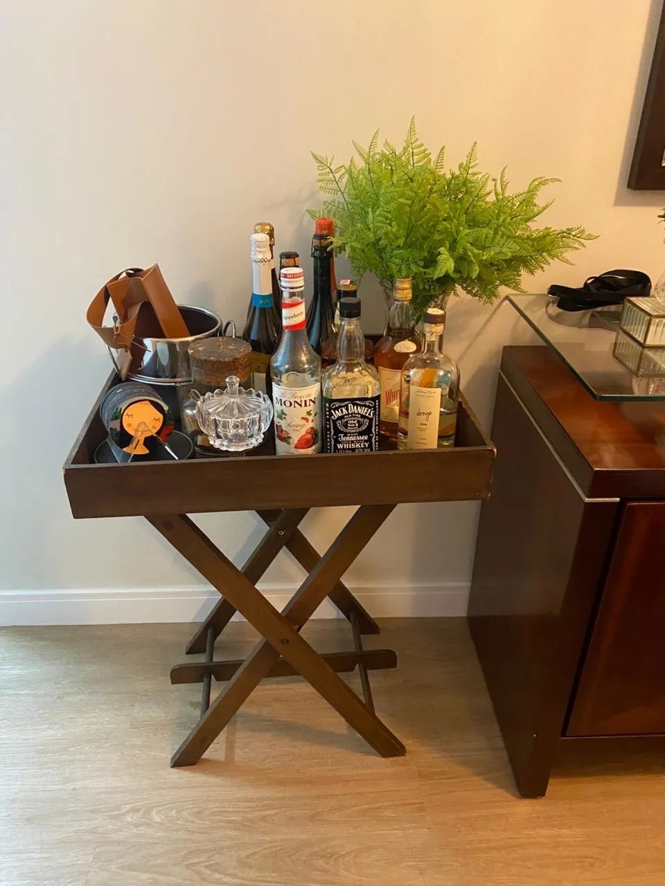 Aparador  de Bebidas 