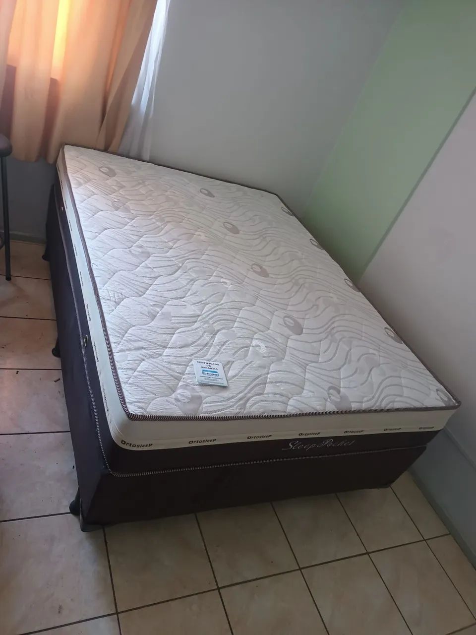 Cama casal confortável grátis travesseiro e entrega  - Foto 2