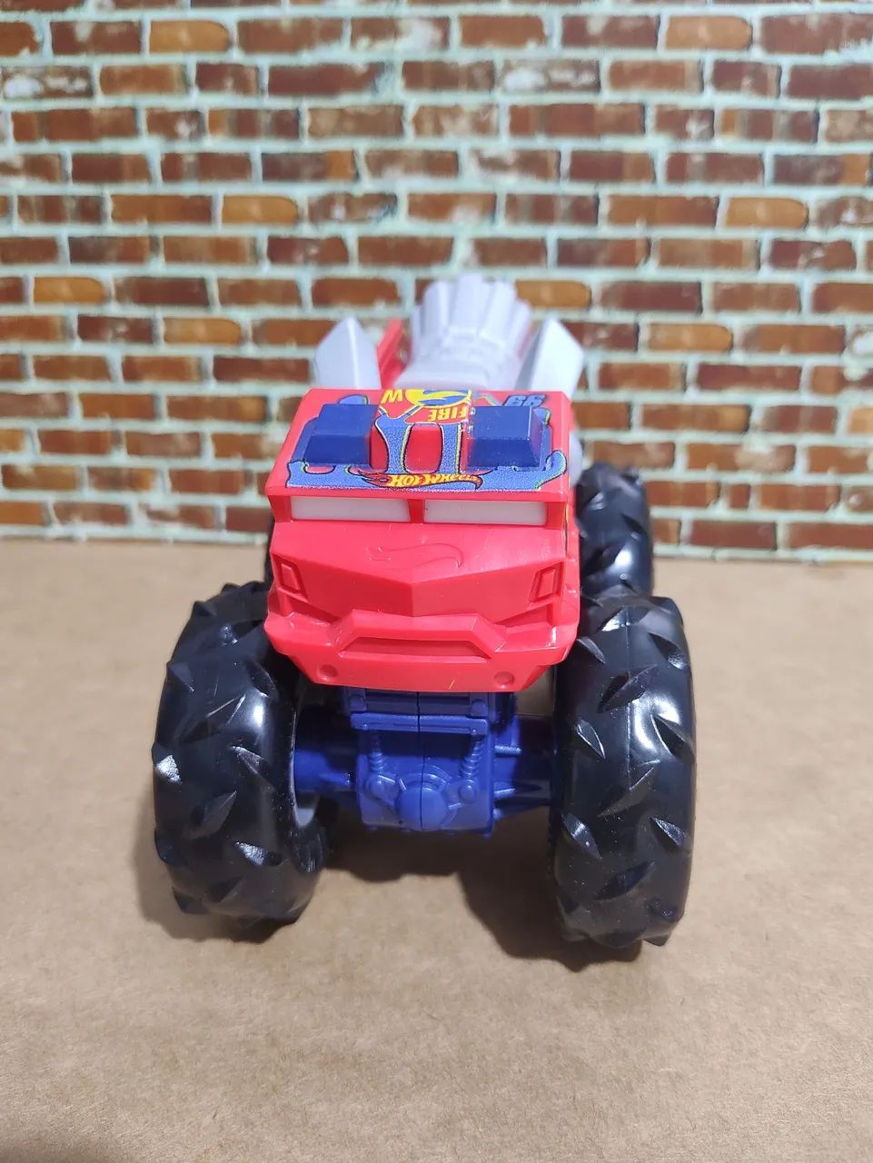 Hot Wheels Monster Trucks  Miniatura  - Foto 2