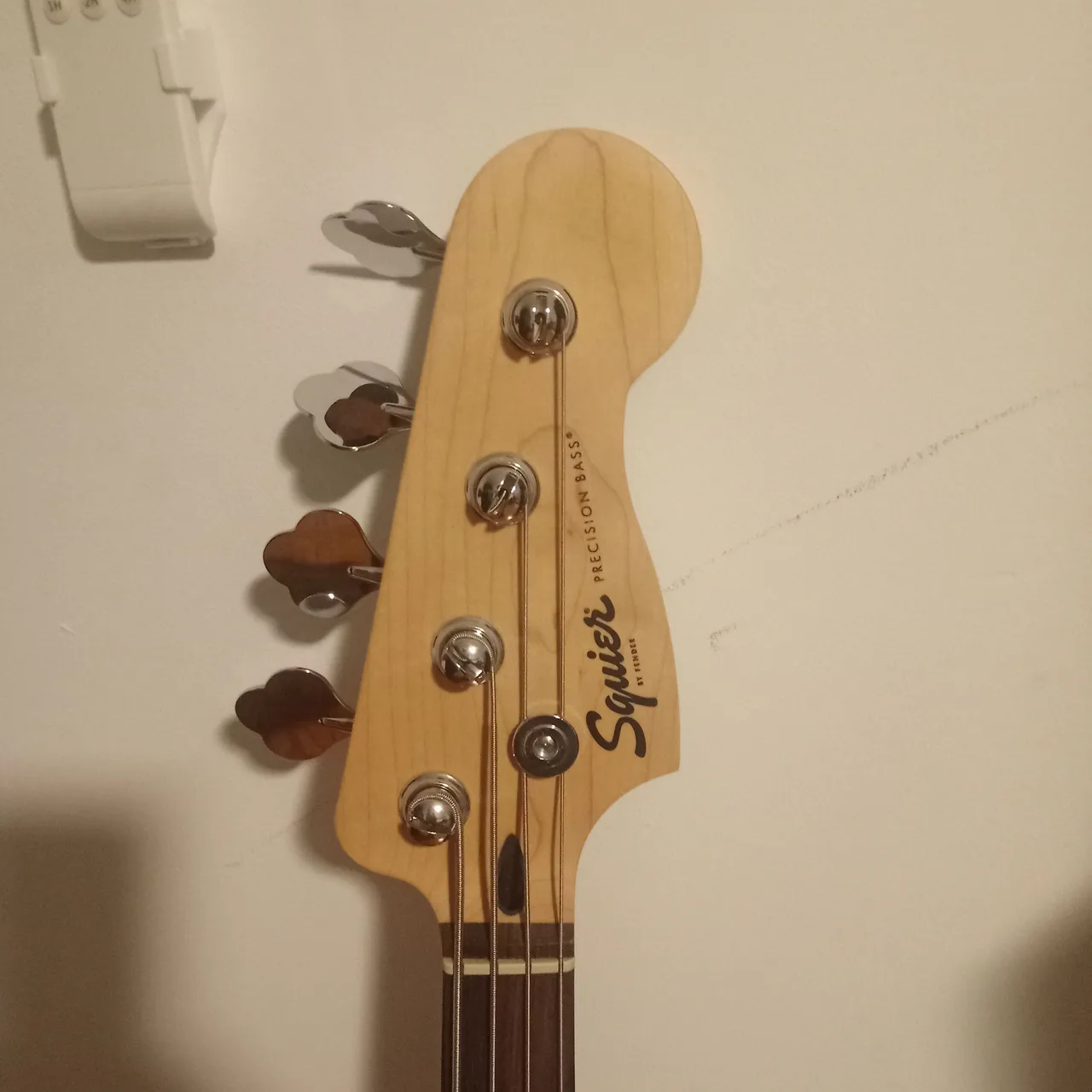 Contrabaixo Fender Squier Precision Bass 4 Cordas - China