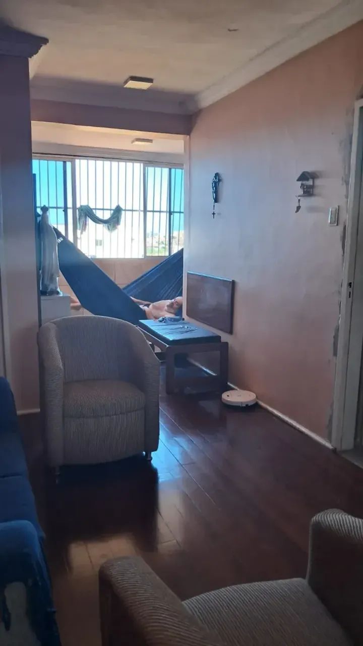 OPORTUNIDADE IMPERDÍVEL NO DEMÓCRITO ROCHA  APARTAMENTO AMPLO COM 3 QUARTOS! - Foto 3