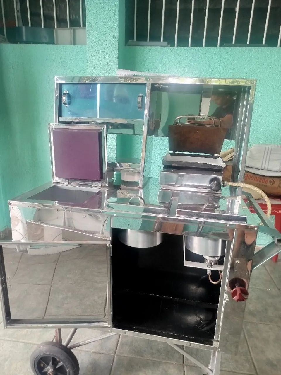 Vende-Se Carrinho de cachorro quente 