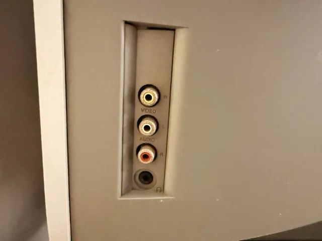 TV 29 polegadas antiga de Tubo Philips Real Flat em perfeito estado  - Foto 4