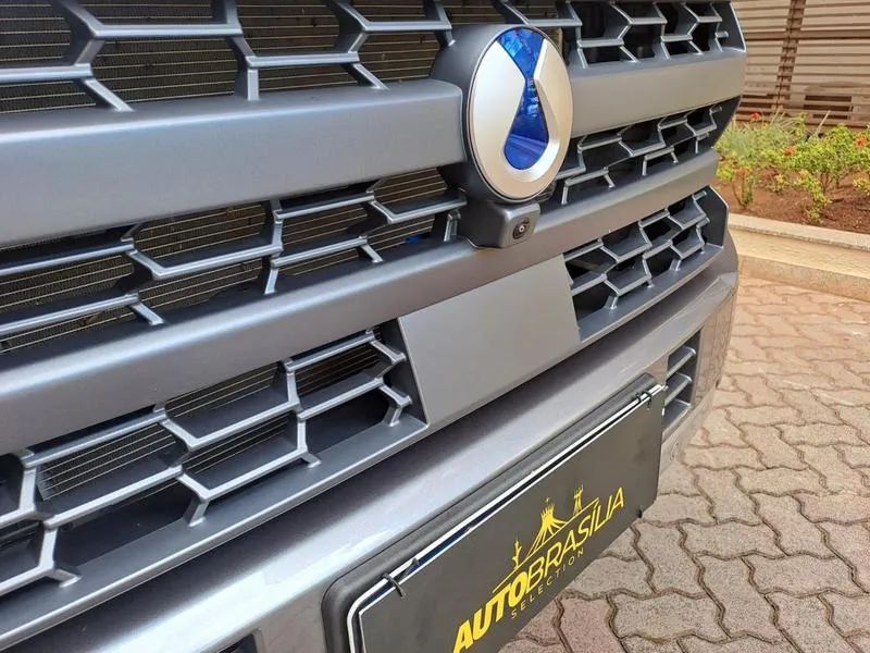 Denza B5 SUV híbrido plug-in, foto 5 de 20