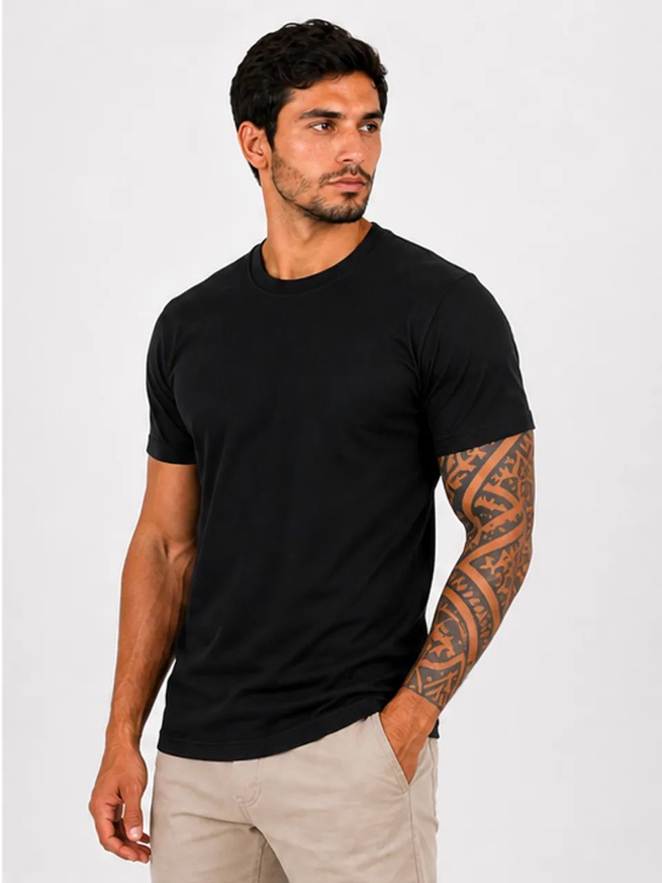 Camiseta Algodão Penteado Gola Canelada Preta