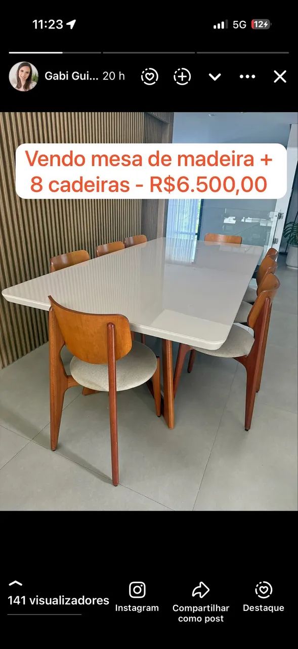Vendo mesa de madeira com tampo de vidro off white e 8 cadeiras 