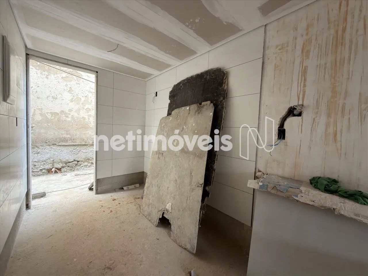 Casa de 2 quartos à venda no Itapoã com 83 m²; e alto padrão - Foto 2