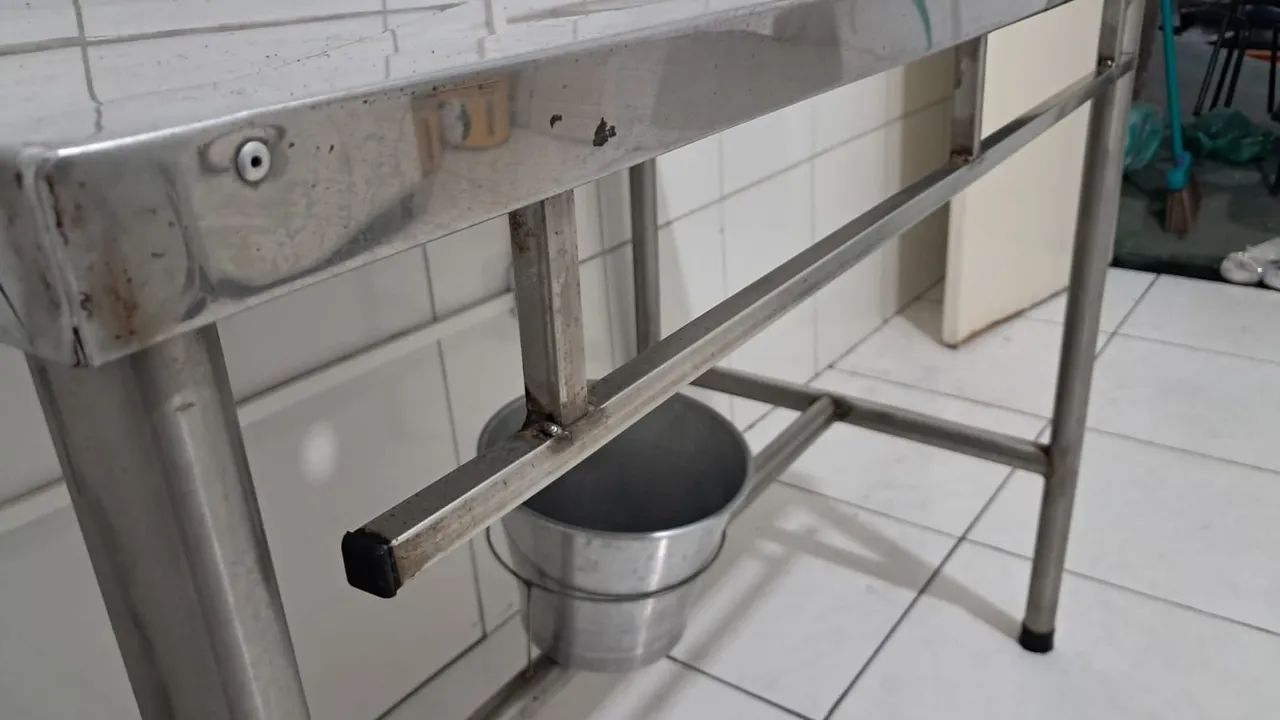 Mesa Cirúrgica Inox - Foto 2