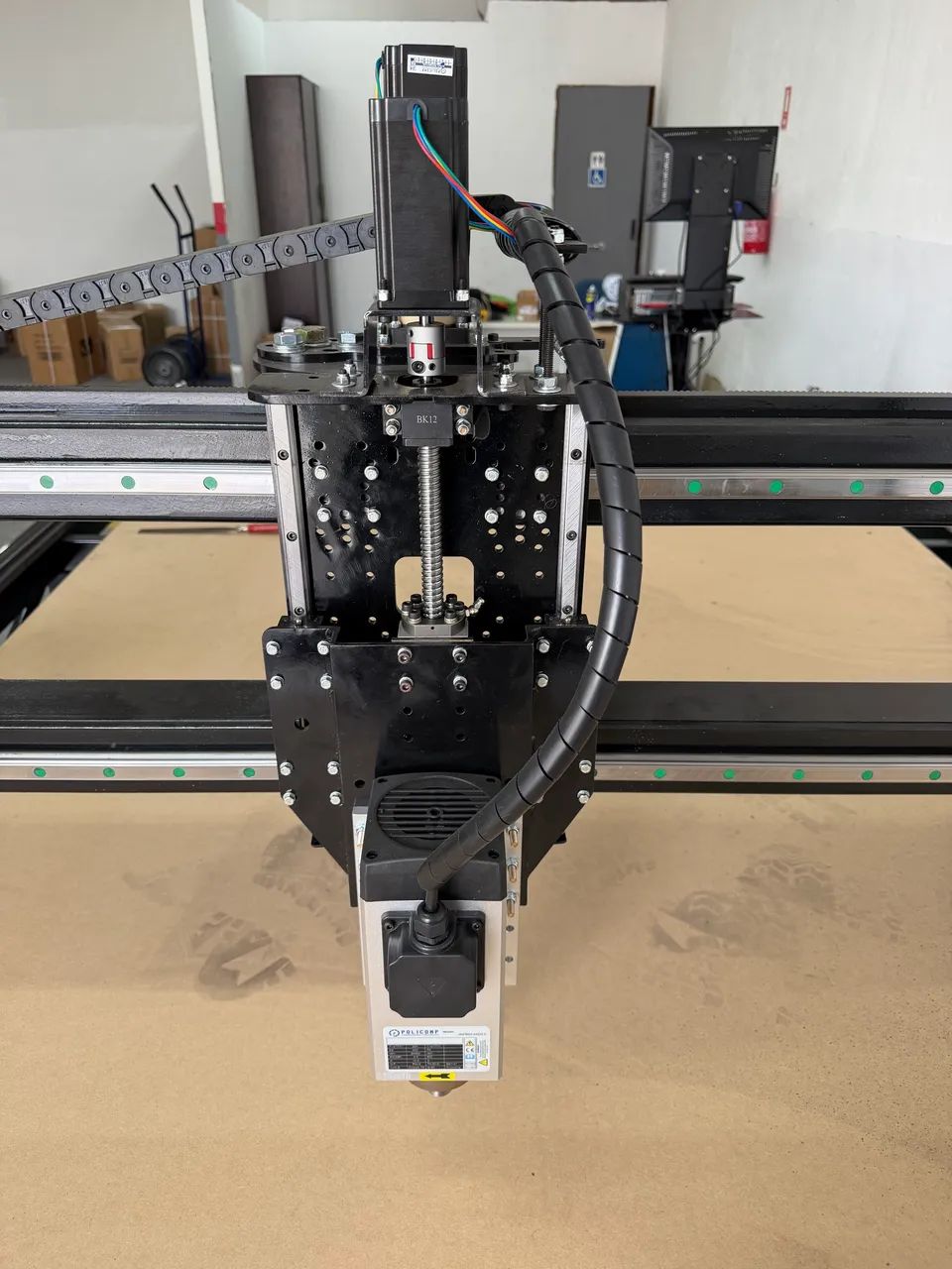 ROUTER CNC 3000x2000 - Foto 5