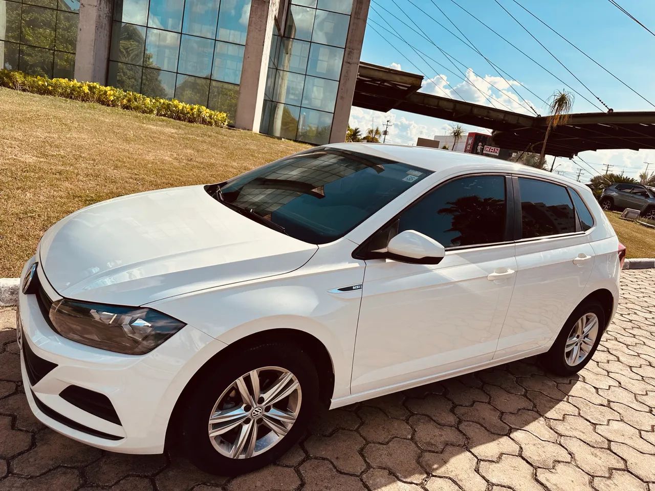 Volkswagen Polo 1.6 MSI Flex 16V 5P 2018 - Foto 2