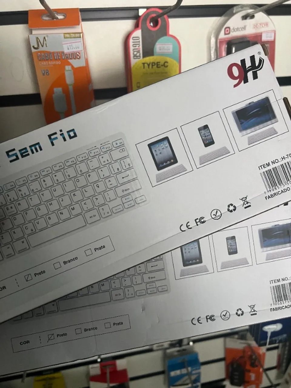 Teclado sem fio para tablets, smartphones e notebooks - Foto 4