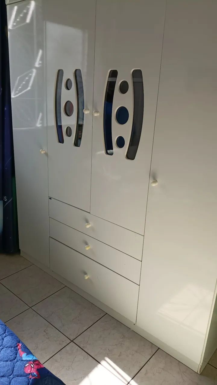 Guarda roupa infantil grande 100%Mdf
