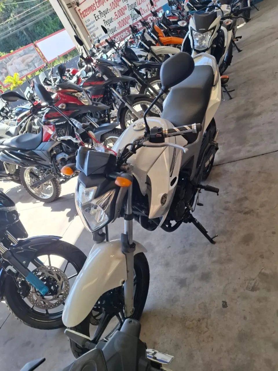 Yamaha Fzer 150cc 2014 - Foto 4