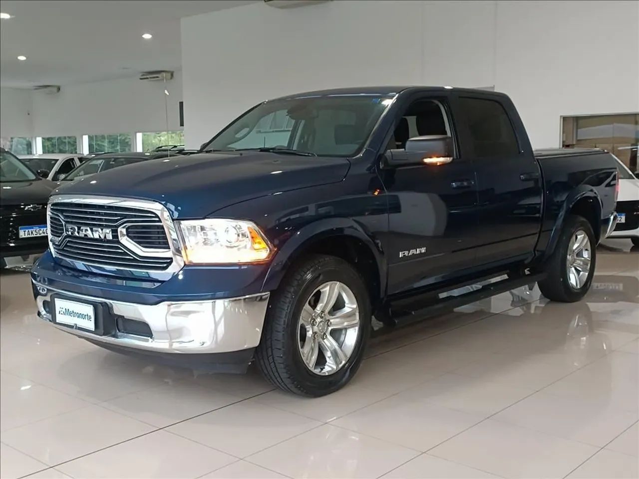 Ram Classic 1500 CLASSIC LARAMIE 5.7 CD V8 4X4 AUT. 2023