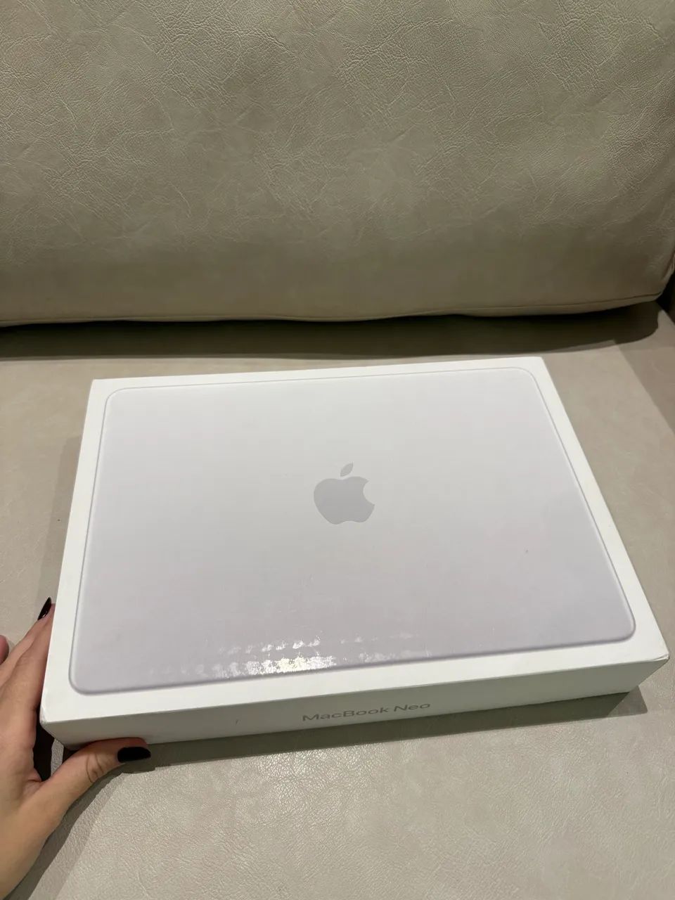 MacBook Neo silver - Foto 2