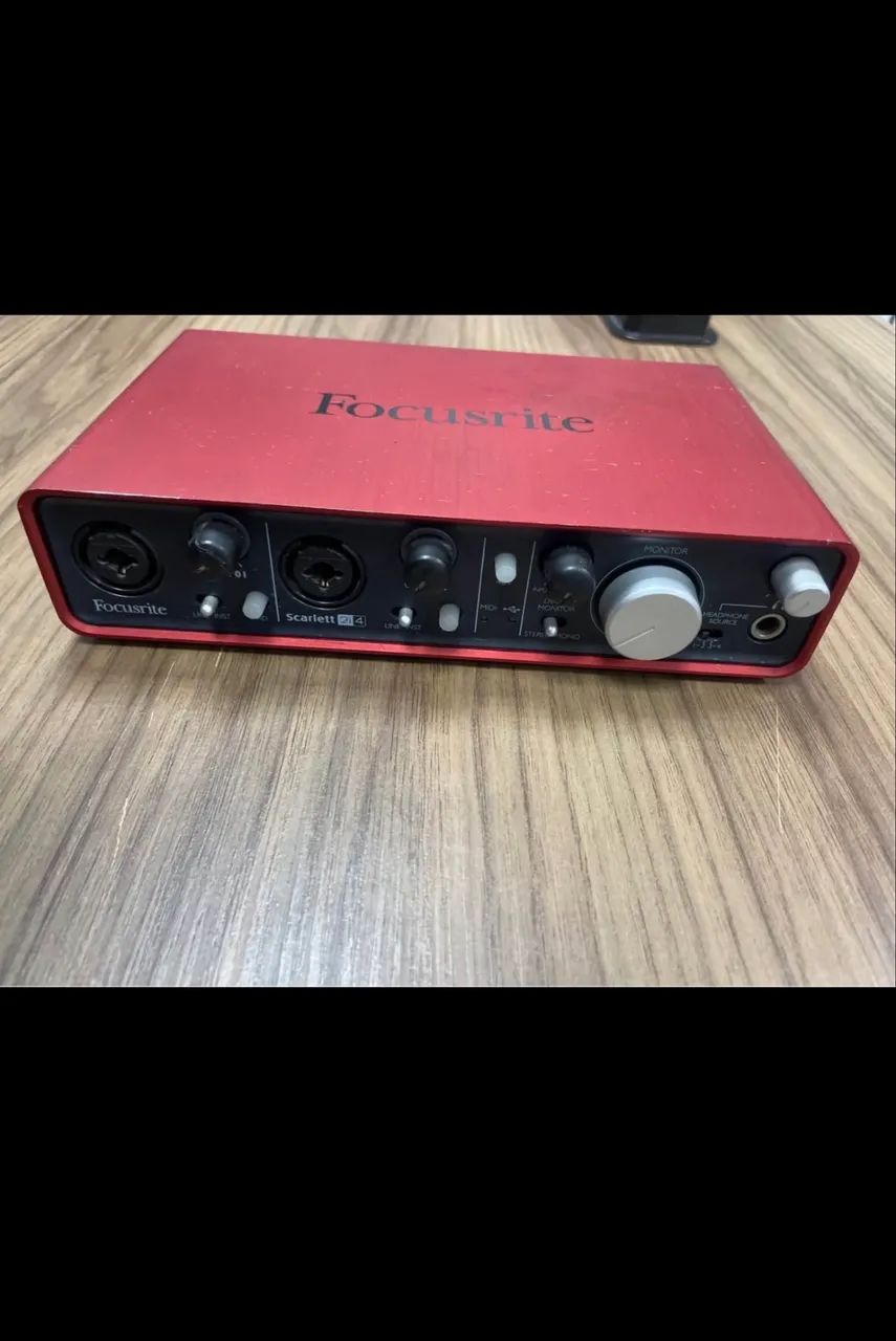 interface de audio Scarlett focusrite 2i4 - Foto 3