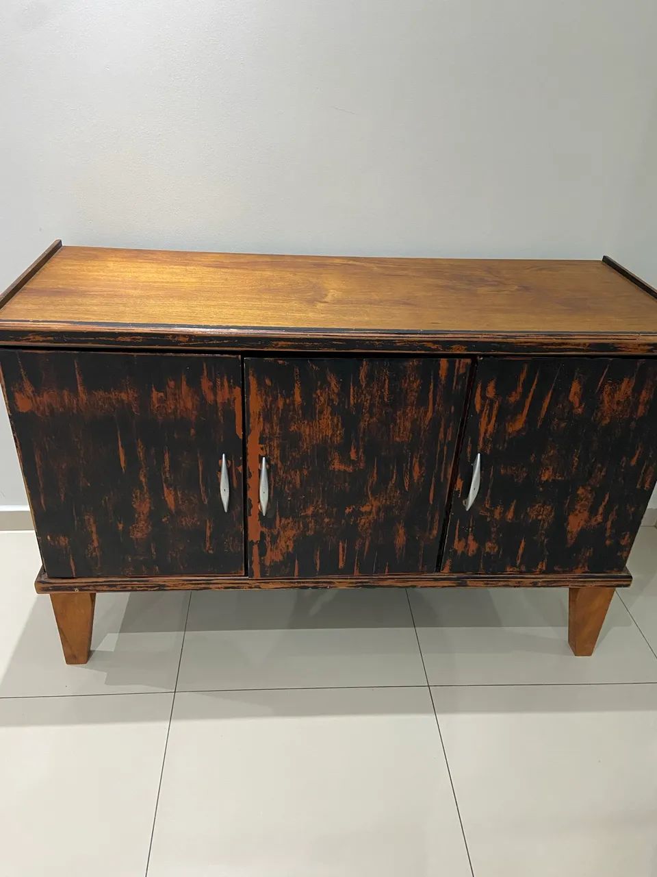 Armário Buffet de madeira 