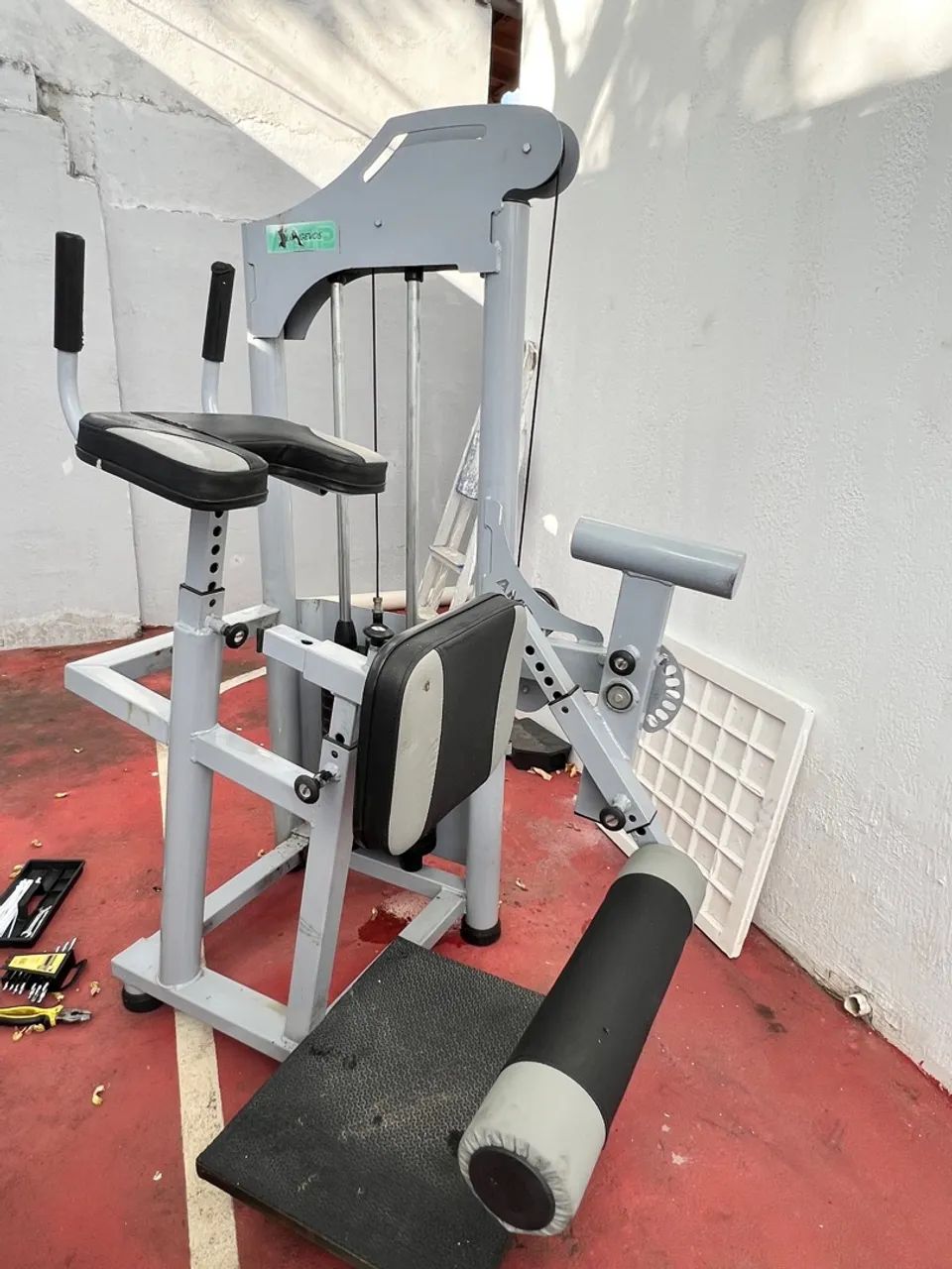 Máquina Flexora em pé  - Foto 5