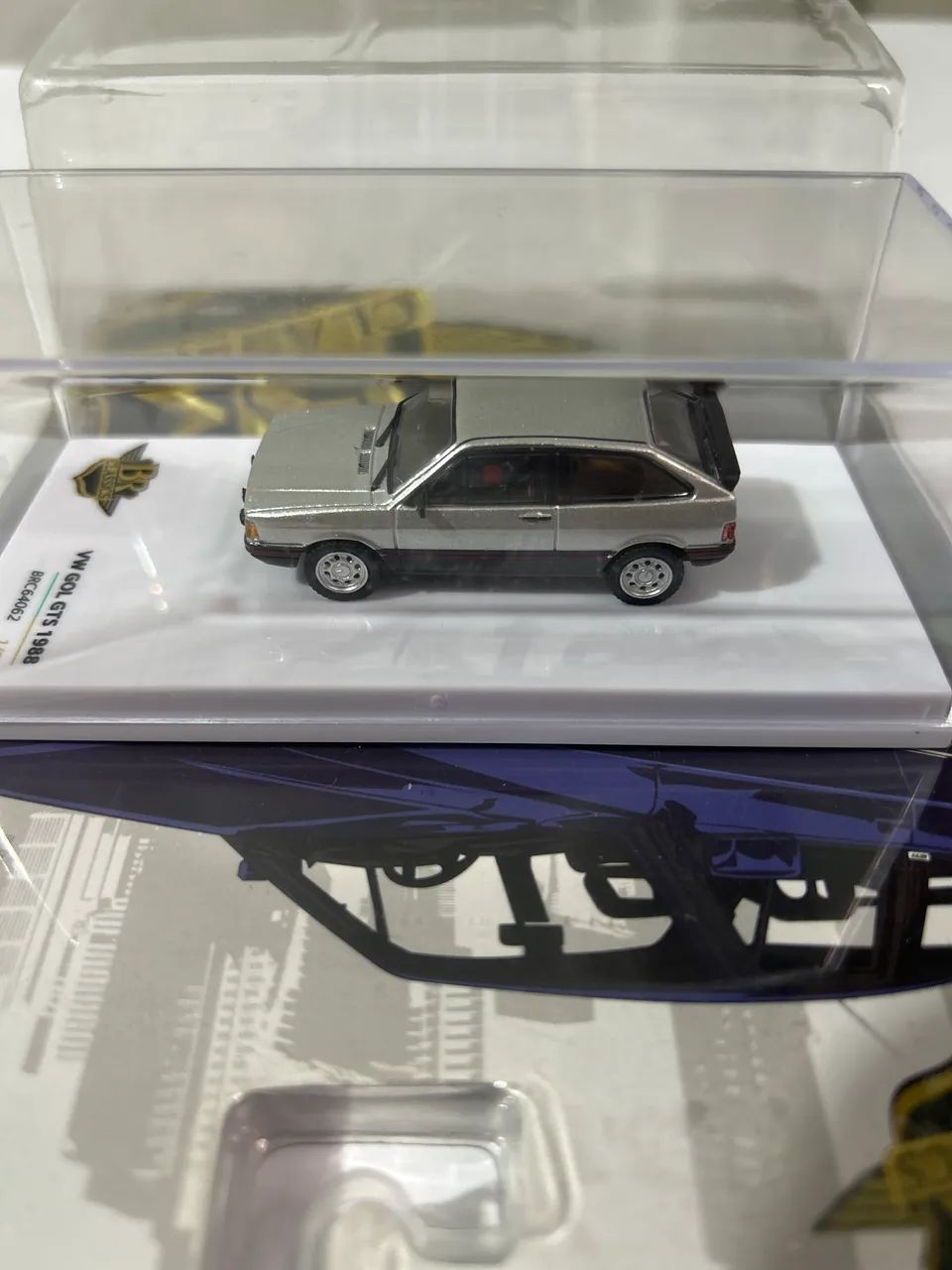 Volkswagen Gol GTS - Séries 4 - Prata - 1/64 - Br Classics - Foto 2