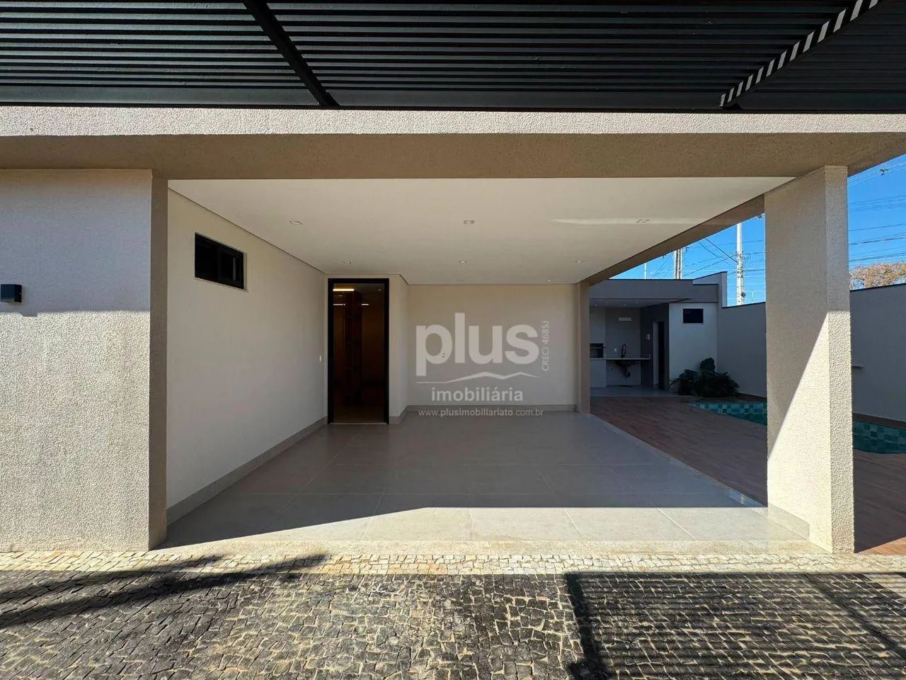 Sobrado Ouro à Venda | 505 Sul | 4 Suítes | 210 m²