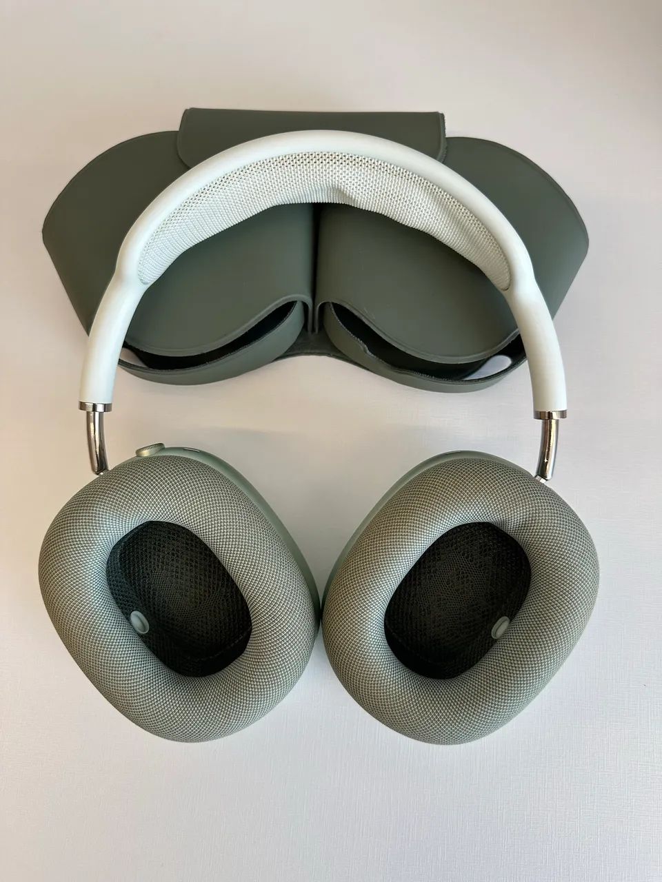 AirPods Max Verde - Apple A2096 - CWB - Fones de Ouvido - Cidade