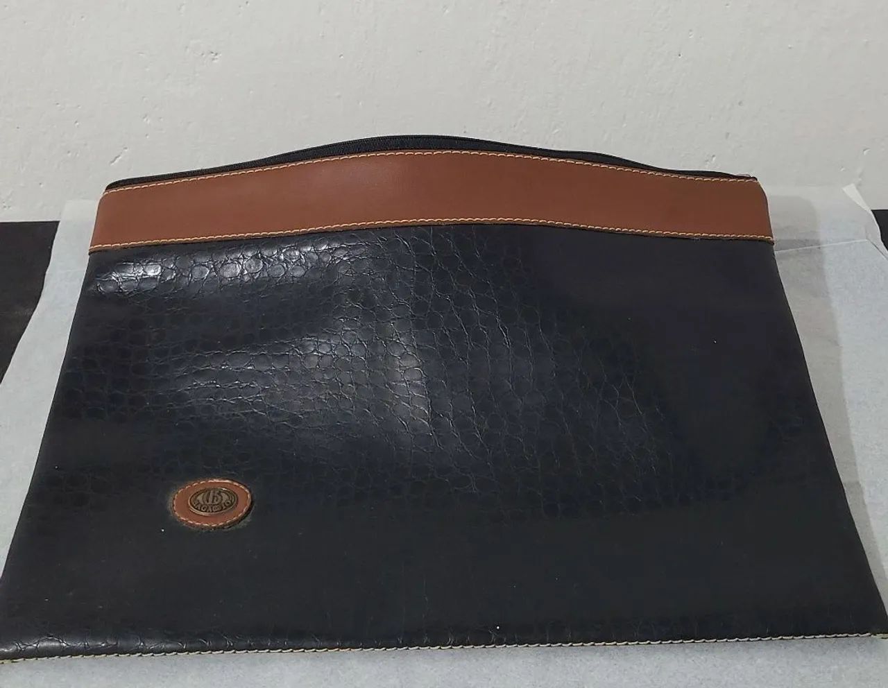 Bolsa da Bagaggio Preta em couro legítimo, bonita, original, sofisticada.  - Foto 5