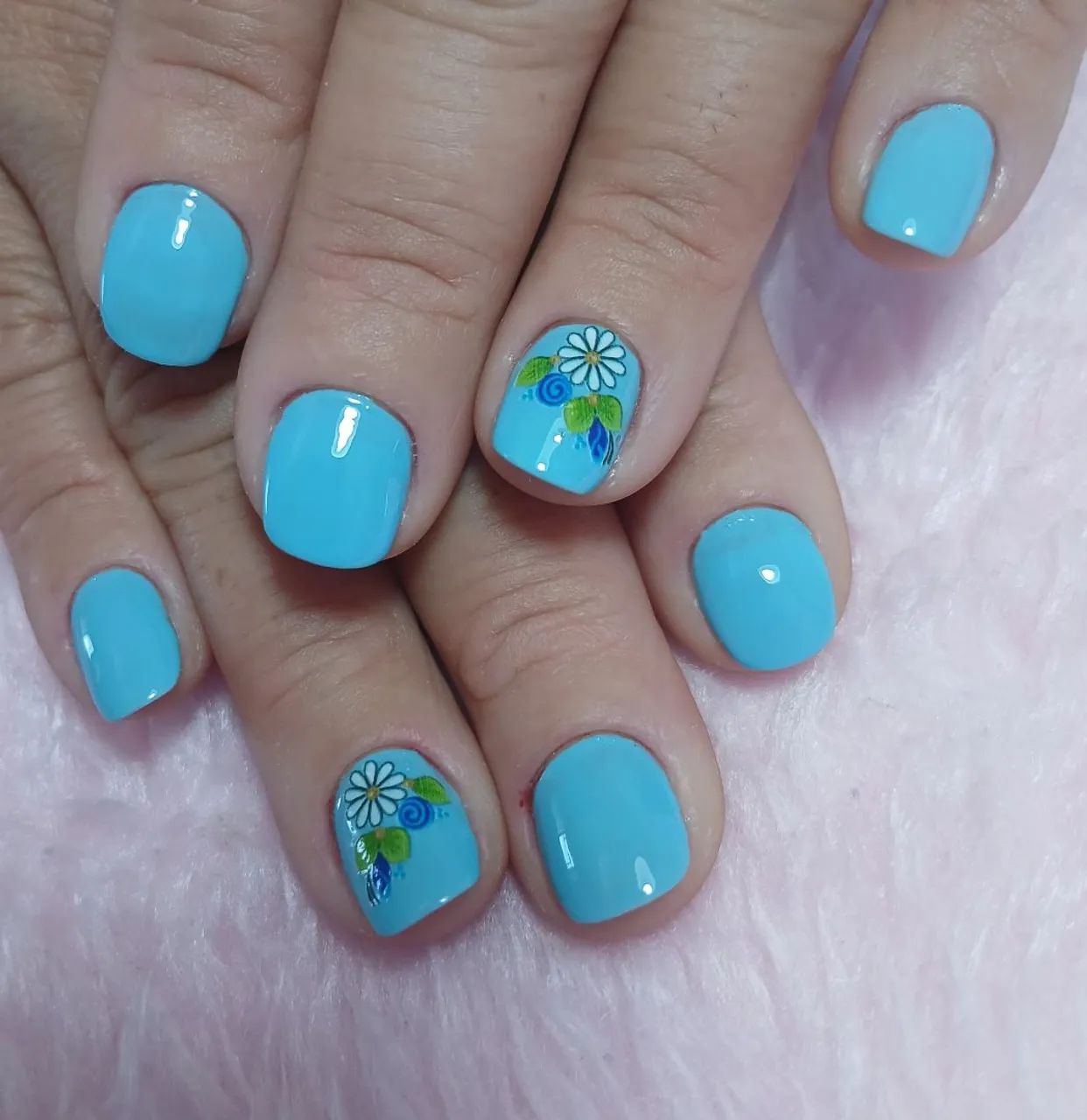 Manicure  e pedicure  - Foto 5