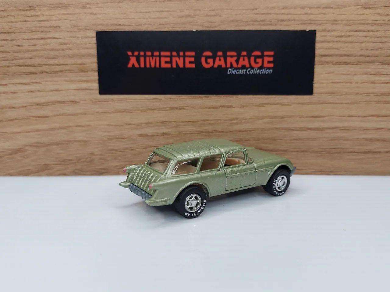 Johnny Lightning Corvette Nomad 1954 - Foto 2