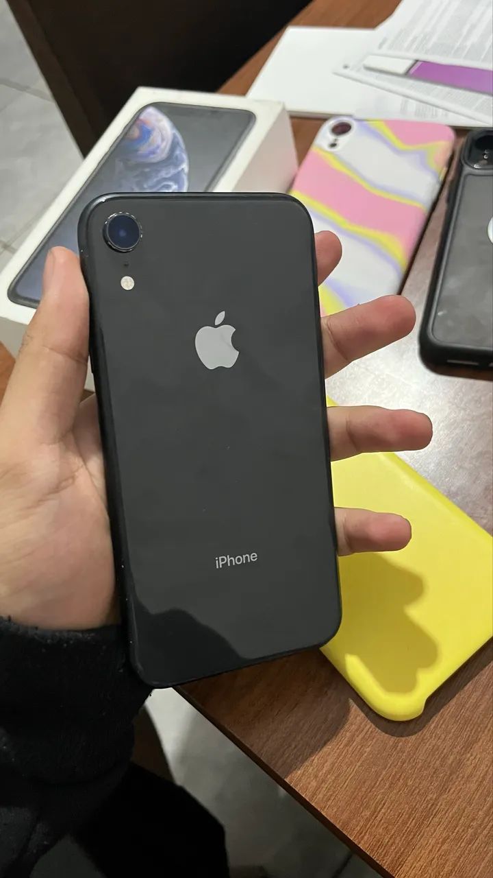 iPhone XR todo Original  - Foto 3