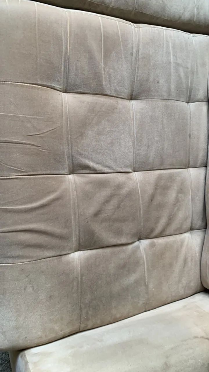 Sofá em "L", tecido, 4 lugares, com chaise fixa numa das laterais - Foto 4