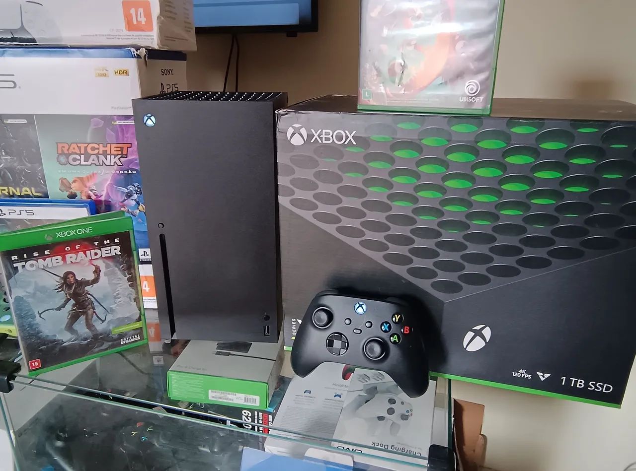 Poderoso Xbox séries x impecável! 
